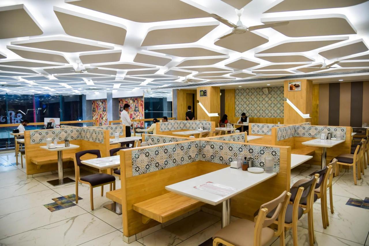 Shree Ganga Smb Hotels Udždžain Exteriér fotografie