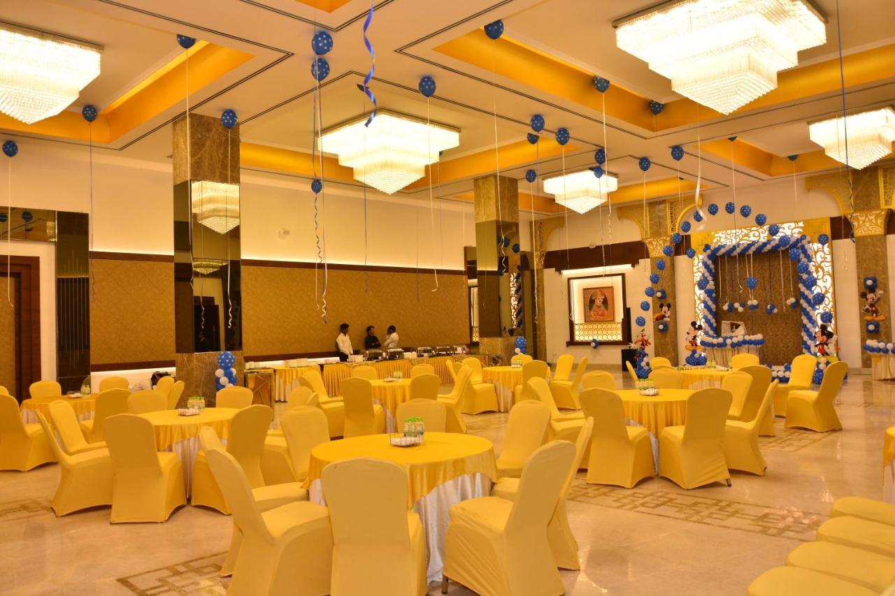Shree Ganga Smb Hotels Udždžain Exteriér fotografie