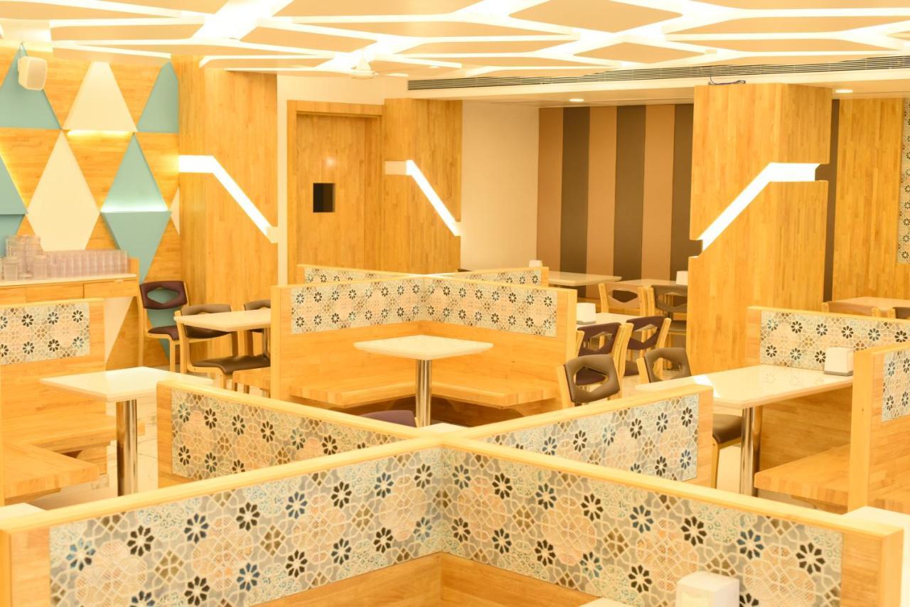 Shree Ganga Smb Hotels Udždžain Exteriér fotografie