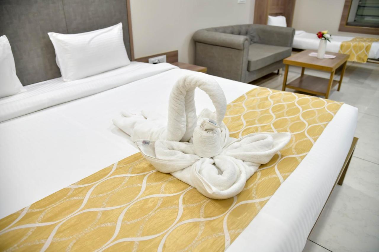Shree Ganga Smb Hotels Udždžain Exteriér fotografie