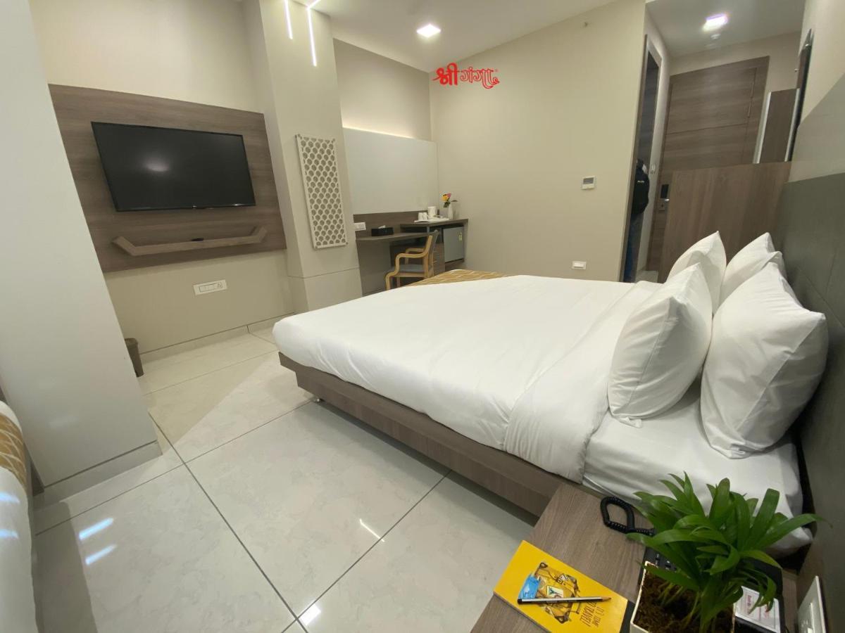 Shree Ganga Smb Hotels Udždžain Exteriér fotografie