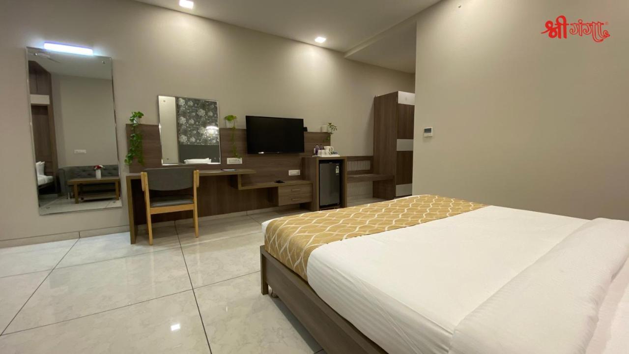 Shree Ganga Smb Hotels Udždžain Exteriér fotografie